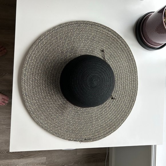 Black & Tan San Diego Hat company sun hat - Picture 7 of 7